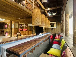 Baopan Lanhu Post House