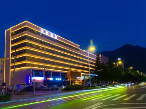 Lanou Hotel (Yongji Hedong Avenue Branch)