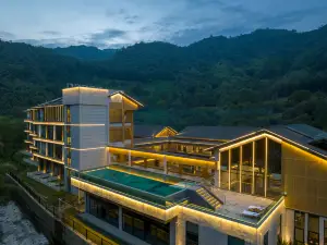 Animation 33 Hotel (South Anhui Sichuan-Tibet Line)