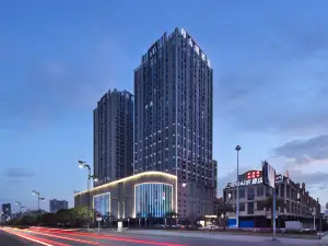 YINSHAN LAKE HOTEL