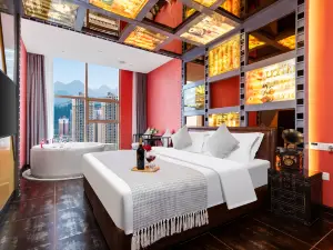 Huishui County Swan Love Themed Hotel