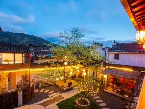 Hongcun Daiqingfang Nanhub Huizhou Ancient Style Experience Homestay