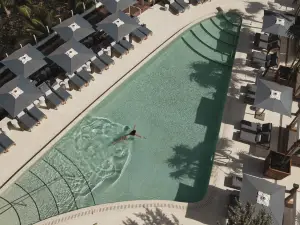 Four Seasons Hotel and Residences Fort Lauderdale