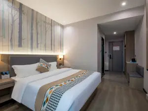 Xiangge Lila Hotel (Zengcheng Ningxi Square Branch)