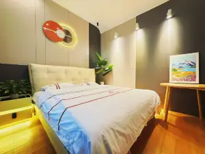Cen Gong Snail House