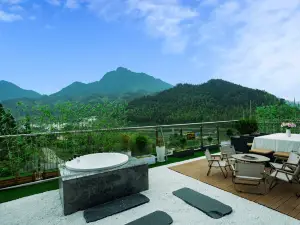 Mangshan No. 9 b&B