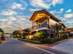 Longjiang Years Hot Spring Hotel