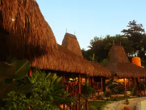 Three Queen Villa and Homestay