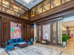 Reyna Luxury Hotel