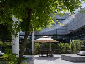 리버블 호텔 (창사 고속철도 남역 전시컨벤션센터 브랜치)