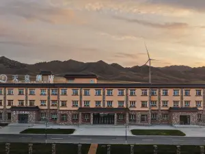 Sairem Lake Tianquan Hotel