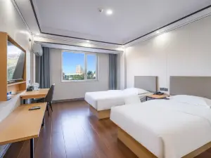 华驿酒店(庆云昆仑购物中心金宇建材城店)