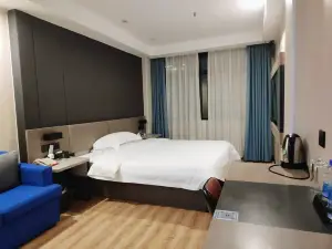 궈타이컬렉션 호텔(롄화친왕루店)