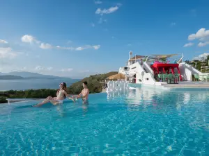 SuQing QingZhou  Cliffside Resort