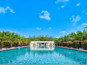 Scenic Pool Villa And Hotel