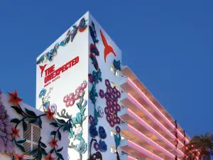 The Unexpected Ibiza Hotel - Ushuaïa Club entrance included