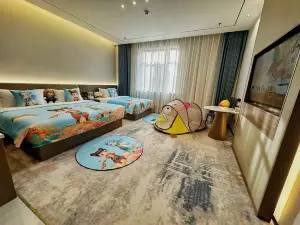 Starway Hotel (Dunhuang Night Market)