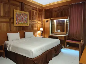 Parai Beach Resort Telengria
