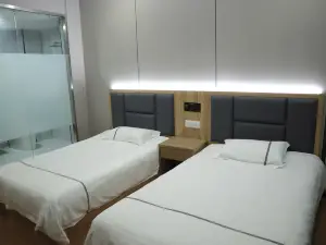 Dingyuan county dongzhixing business hotel
