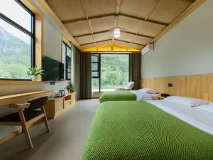 Shan Jian Xi Du Homestay (Dan Fen Gou Branch, Wan Xian Shan Scenic Area)