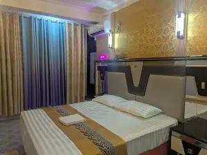 ออนทรัค็คทราเวล มาเล เมลดีฟส์