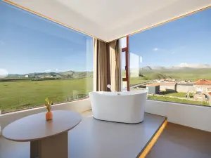 Skarl Homestay in Kangding City (Ta Gong Grassland Store)