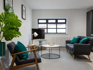 Viridian Apartments in Queen's Park Serviced Apartments