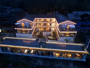 Qingcheng Mountain Yimo Qingxi Private Hot Spring Homestay