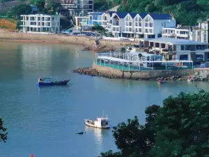 Sea sunrise · Langtaosha · Seaview Holiday Home