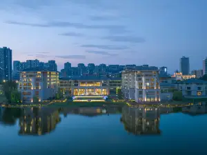카이펑 뉴 센추리 그랜드 호텔