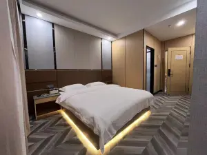 Shuman Boutique Hotel