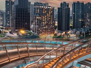 鉑扉江岸S酒店（江門萬達廣場粵海城店）