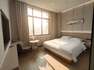 辰鑫飯店（禮縣秦人廣場第一人民醫院店）