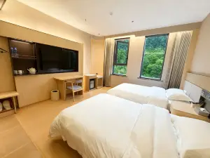 Luzhou Wine B&B