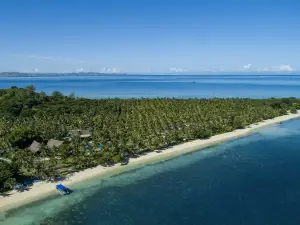 Lomani Island Resort – Adults Only