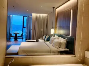 A La Carte Ha Long Paradise Bay