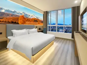 flowers Hotel