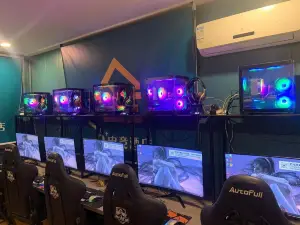 e+ E-Sports Hotel