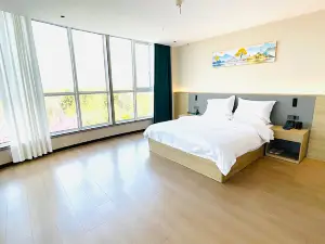 Xihua Camphor Tree Elegant Residence Hotel