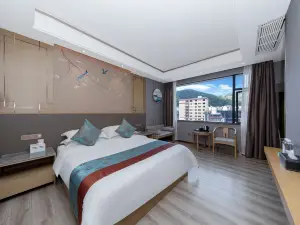 Pingle Rongfu Hotel