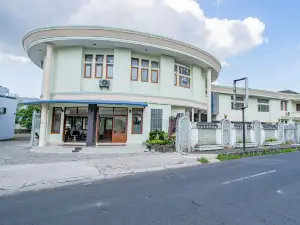 Collection O Hotel Abadi