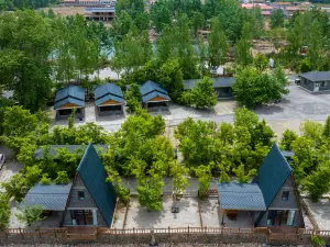 简朴寨度假村(大石湖风景区店)