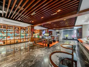 Crystal Pudi Hotel (Jingdezhen Ceramics University Huangyao Scenic Area Branch)