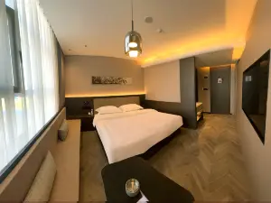 Duoya Smart Hotel (Fengzhen High-Speed Railway Station)