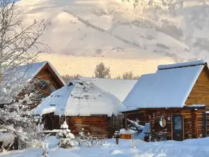 Riverside· Garden Designer Courtyard Resort Homestay