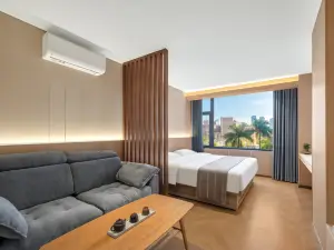 Yiyuan Sunshine Hotel (SM City Square Xiamen Railway Station)