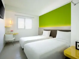 Amaris Hotel Padang