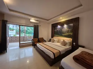 Hotel Rajpur Heights
