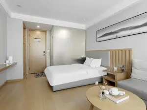 Olunchun Qiyue Sishang Boutique Hotel