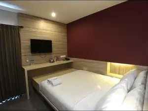 Mira Inn Rungkut